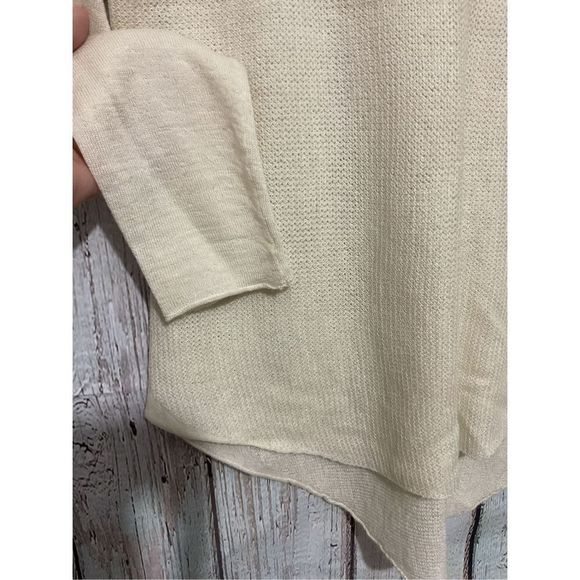 h. One Cream Wool Blend Soft Sweater Size XS ❤️💕 - Picture 3 of 11